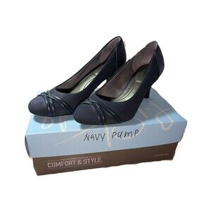 LifeStride Pascal Navy Mid-Heel Pumps Size 6M w/ Original Box